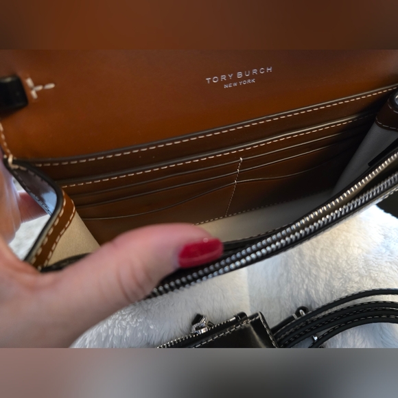 Tory Burch Thea Canvas Flat Wallet Crossover - Picture 7 of 10